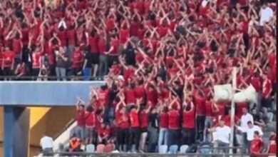 جماهير الاهلى تهاجم محمد رمضان وجميع لاعبي النادى!